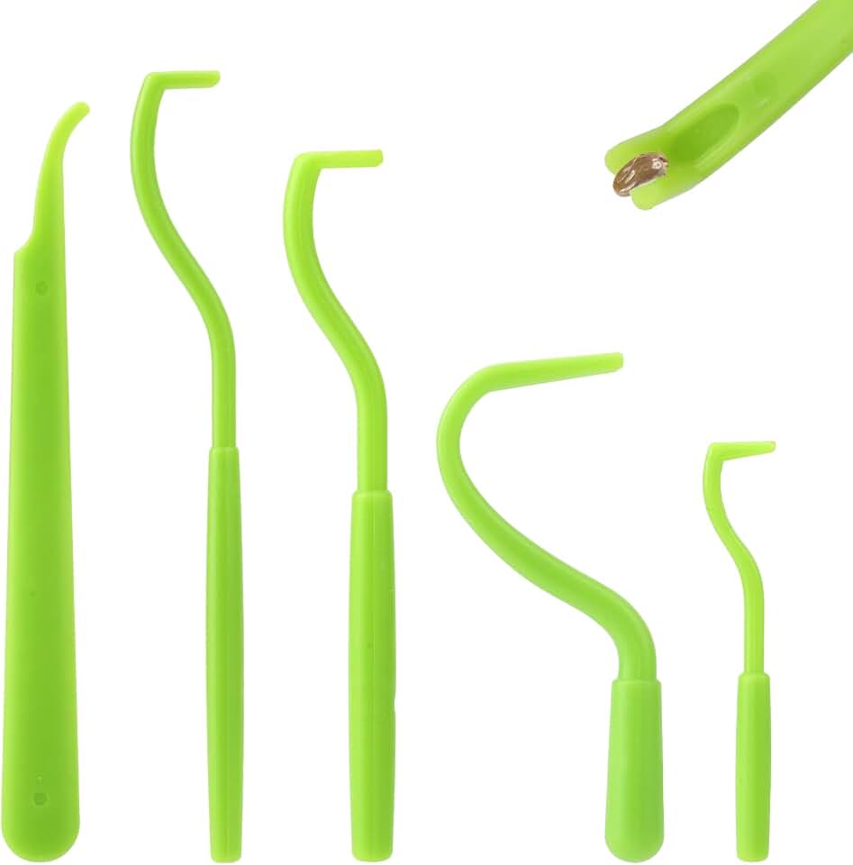 5pcs Tick Remover Tool Kit, 4 Sizes Safe &amp; Easy Remover Tools Plastic Painless Tick Puller Twister Tweezers for Humans Dogs Cats Horses (Green)