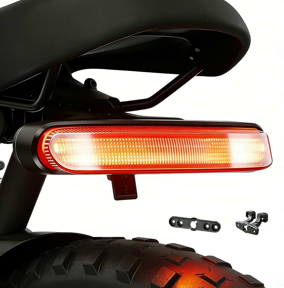 220 LM Rechargeable Bike Tail Light, IPX6 Waterproof Cycling 260° Wide Visible Safety Flashlight,Can emit a Large Light spot 5 Light Mode for Adult Kid Road Mountain Accessories for Night Ride